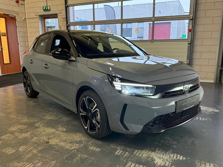 Vehicle Image 6
