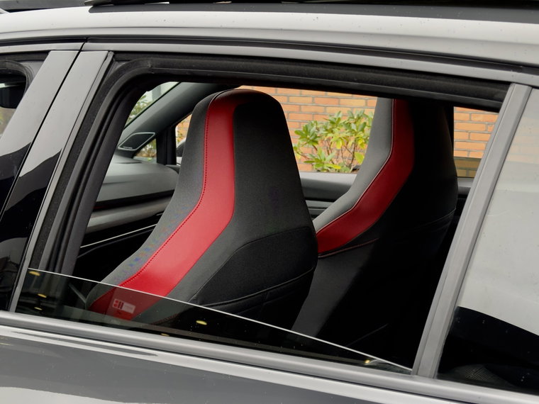 Vehicle Image 36