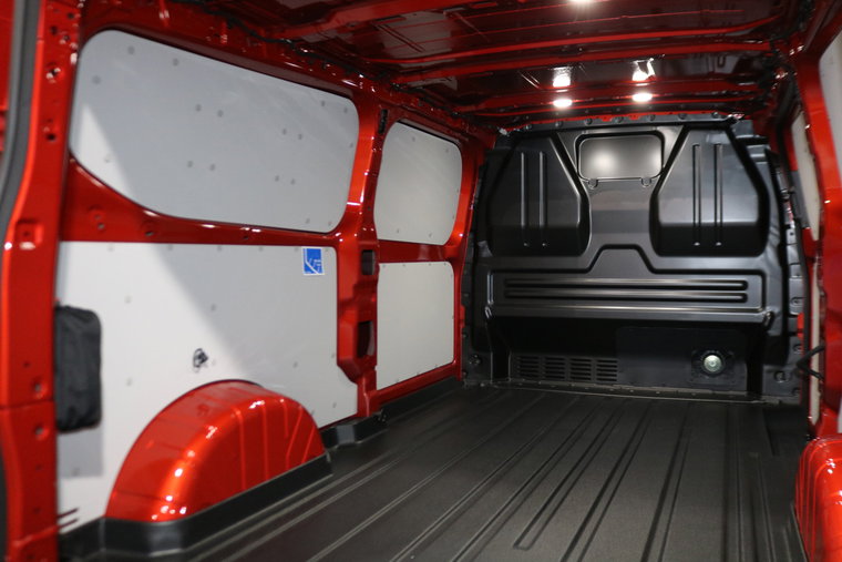 Vehicle Image 15