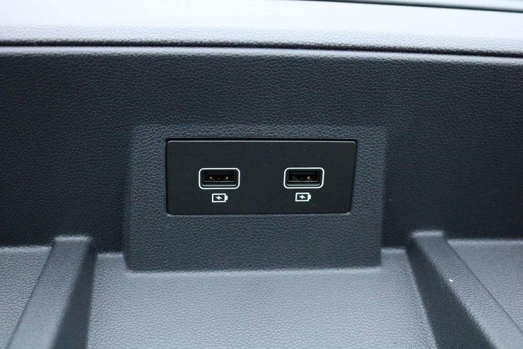 Vehicle Image 27