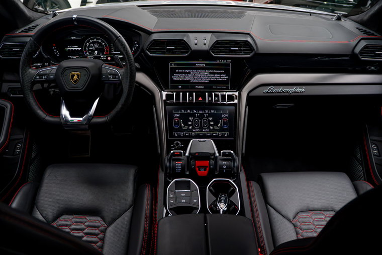 Vehicle Image 13