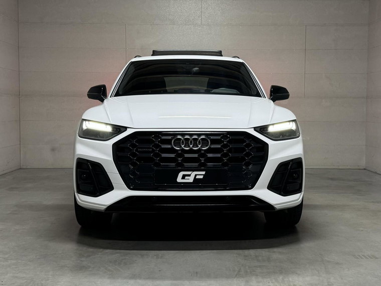 Vehicle Image 12