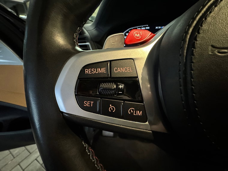 Vehicle Image 42