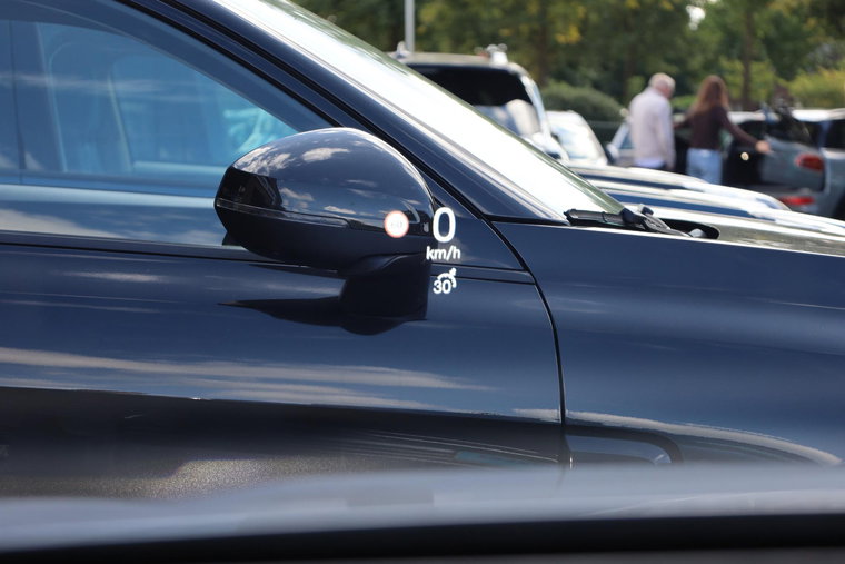 Vehicle Image 11