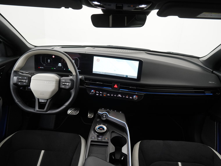 Vehicle Image 39