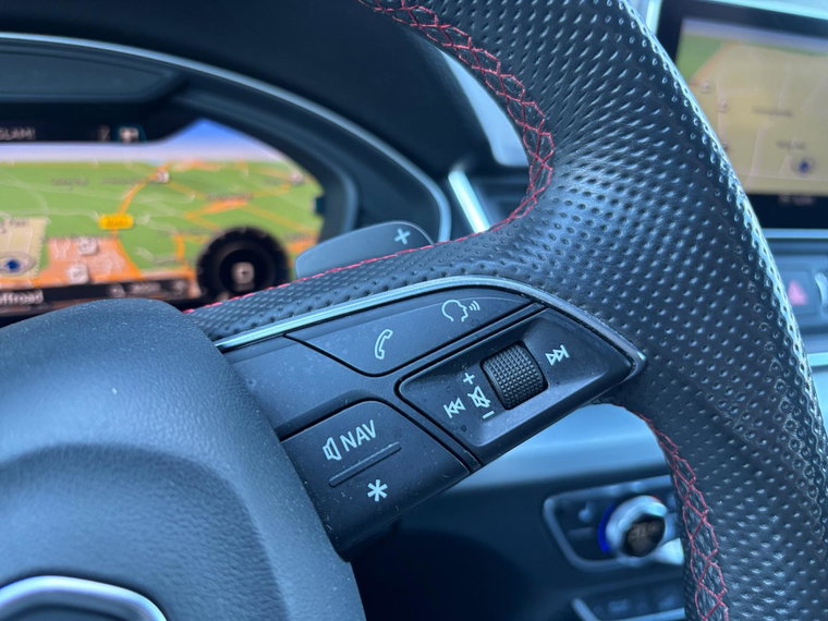 Vehicle Image 30