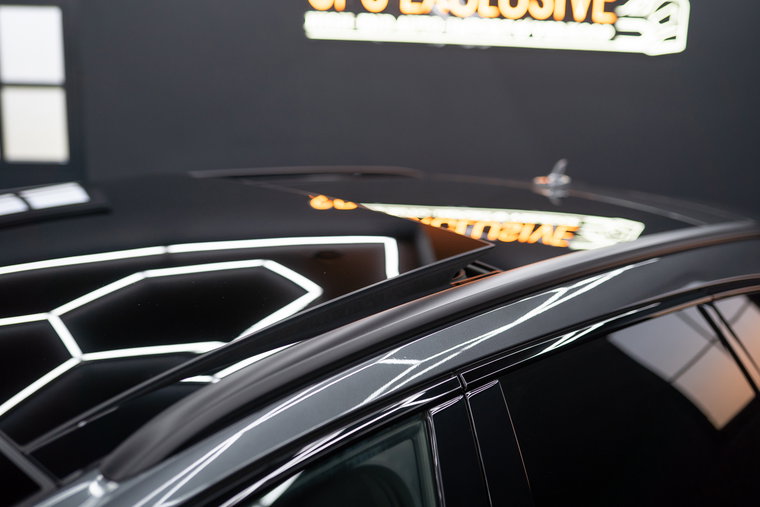 Vehicle Image 38