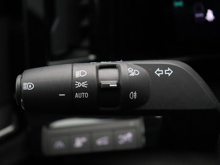 Vehicle Image 28