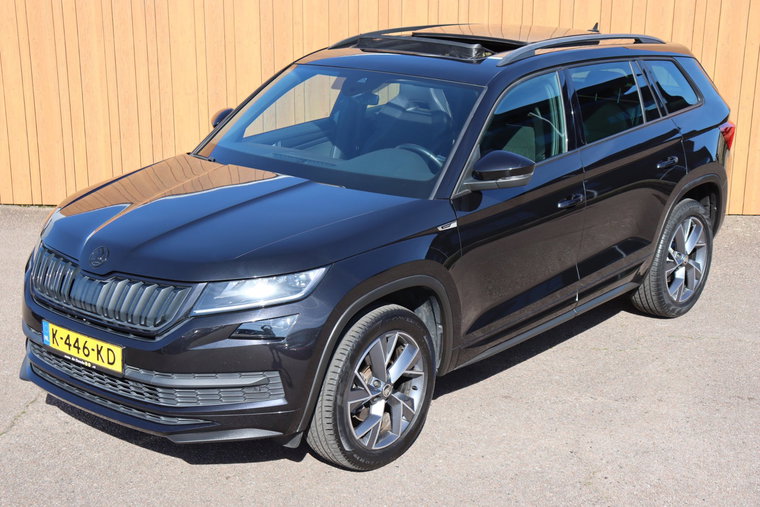 Vehicle Image 6
