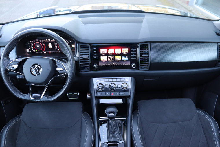 Vehicle Image 9