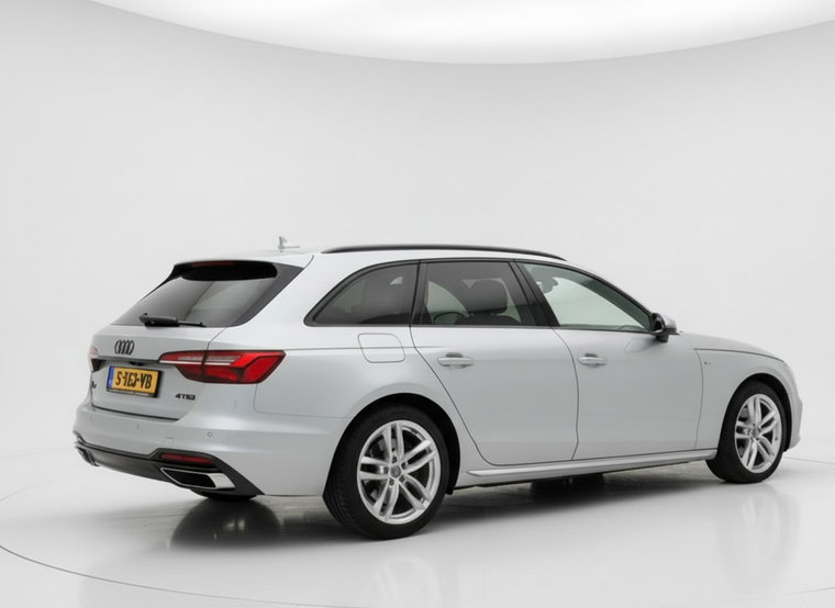 Vehicle Image 5