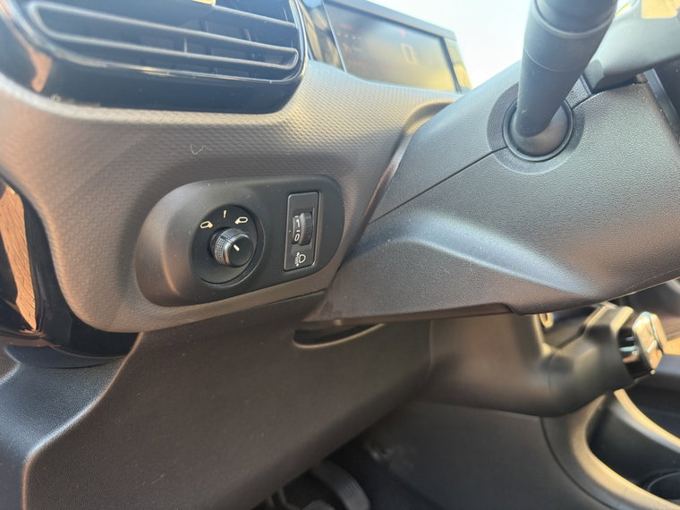 Vehicle Image 40
