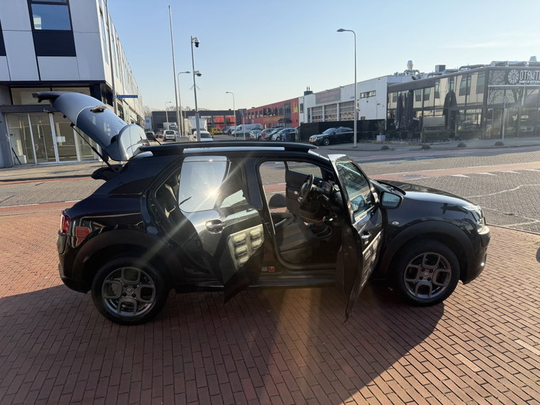 Vehicle Image 48