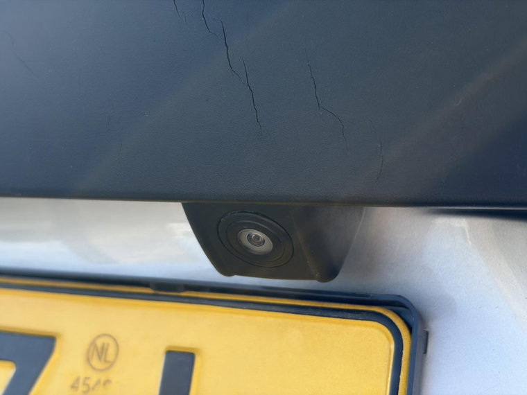 Vehicle Image 28