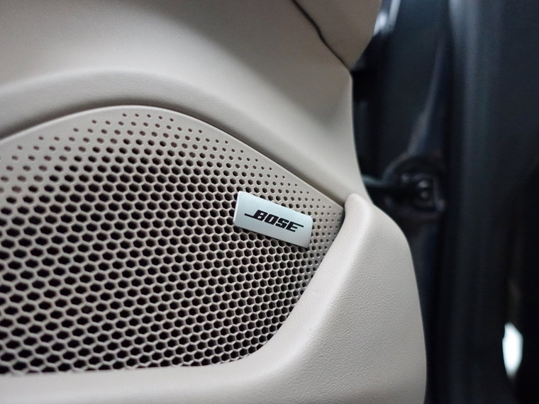 Vehicle Image 29