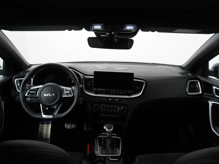 Vehicle Image 36