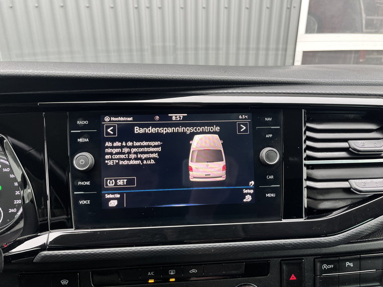 Vehicle Image 53