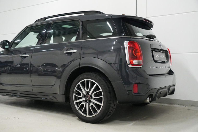 Vehicle Image 40