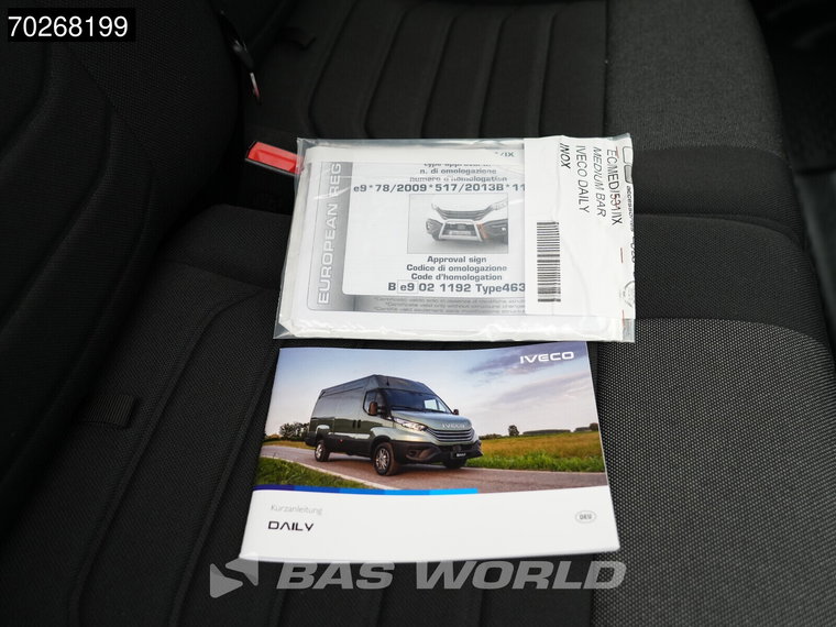 Vehicle Image 45