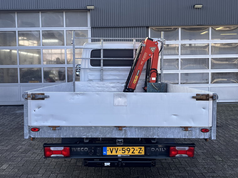 Vehicle Image 24