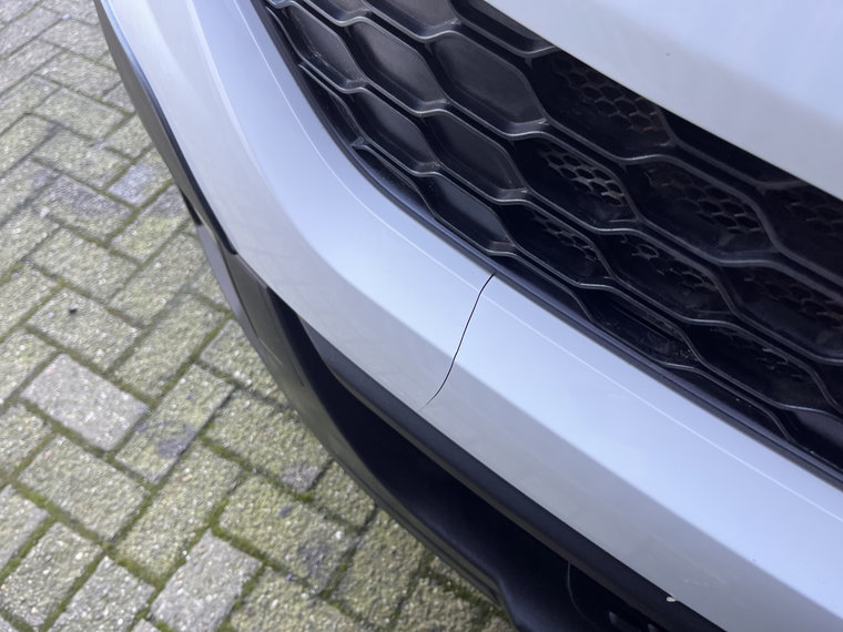 Vehicle Image 48