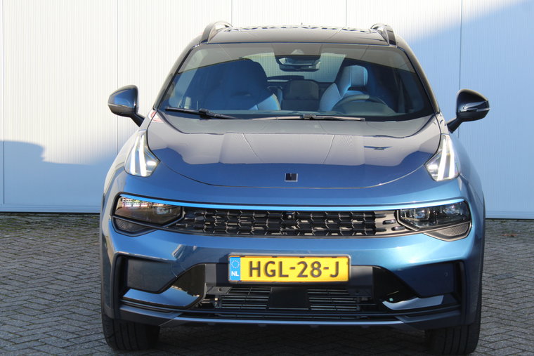 Vehicle Image 11