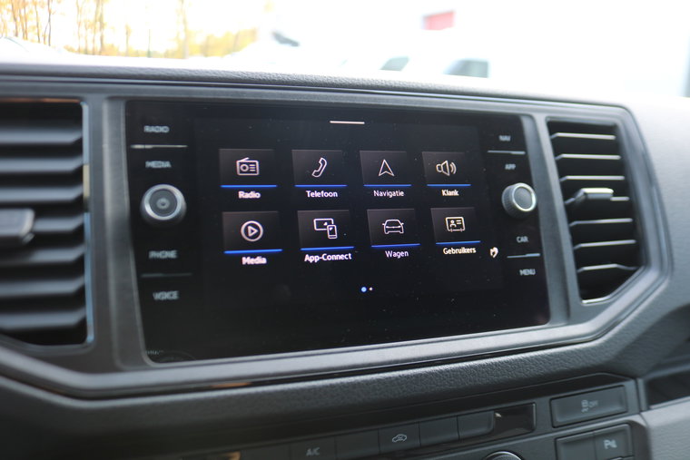Vehicle Image 35