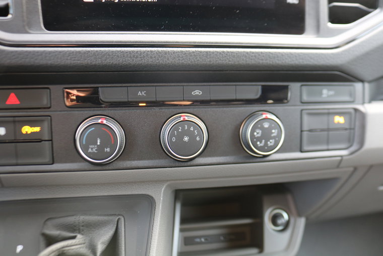 Vehicle Image 38