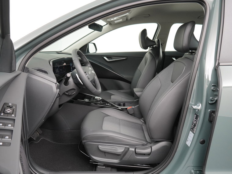 Vehicle Image 18