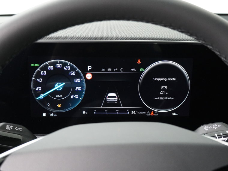 Vehicle Image 23