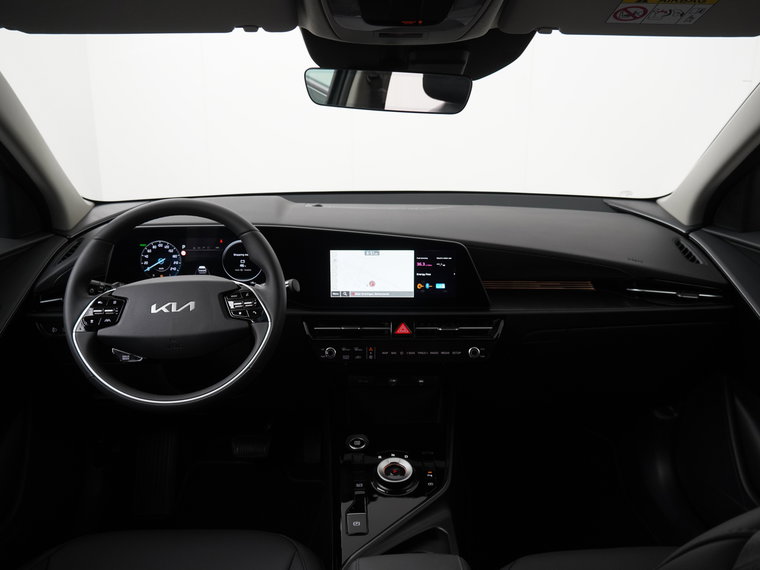 Vehicle Image 35