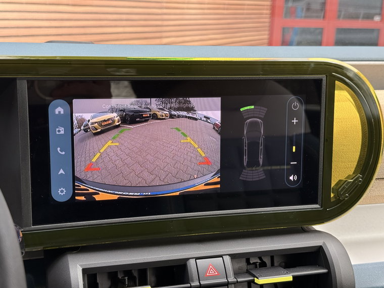Vehicle Image 35