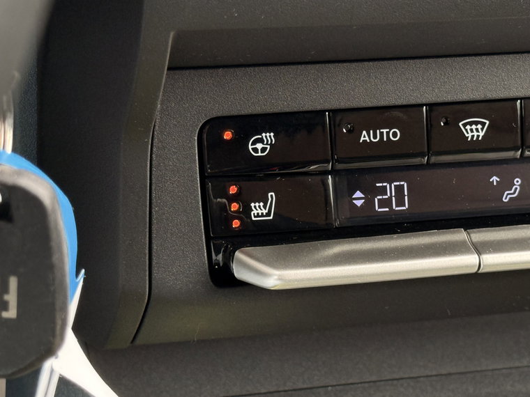 Vehicle Image 38