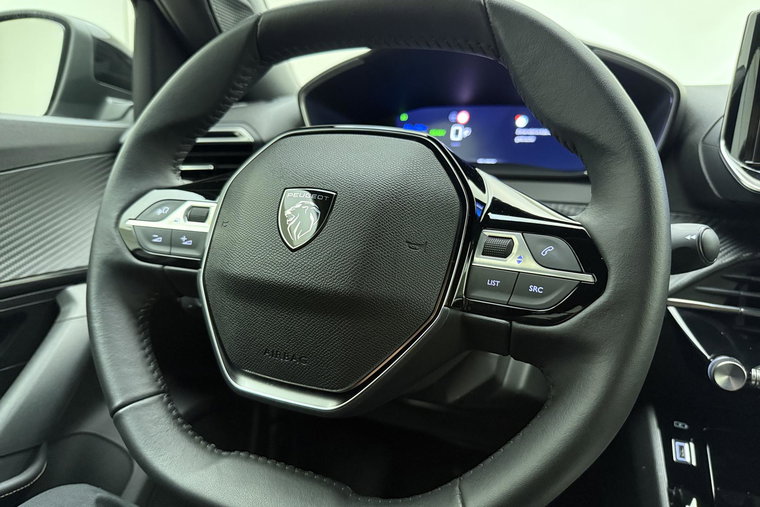 Vehicle Image 20