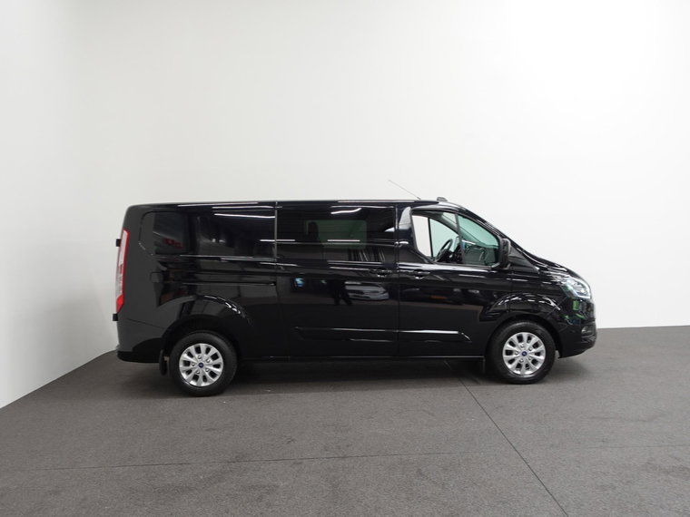Vehicle Image 32