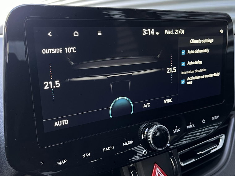 Vehicle Image 35