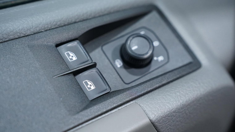 Vehicle Image 37