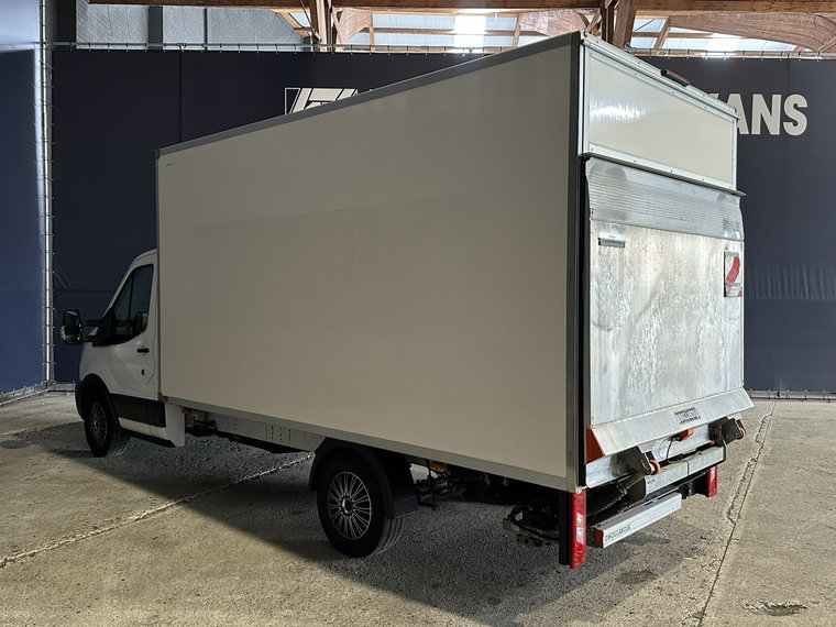 Vehicle Image 11