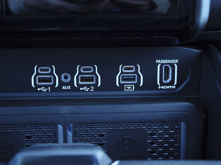 Vehicle Image 36
