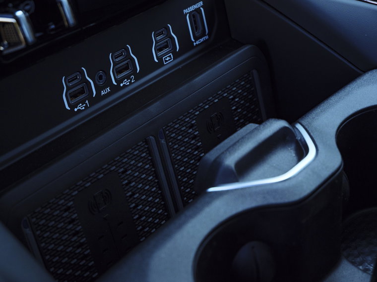 Vehicle Image 48