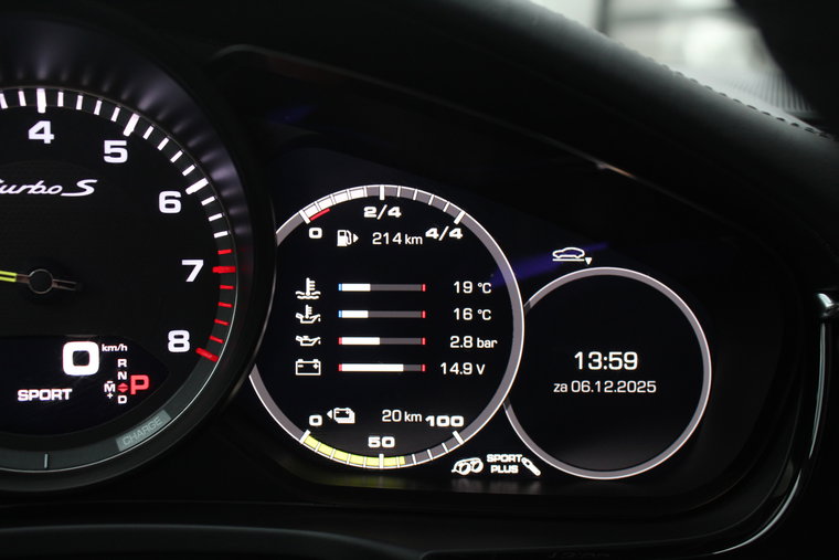 Vehicle Image 36
