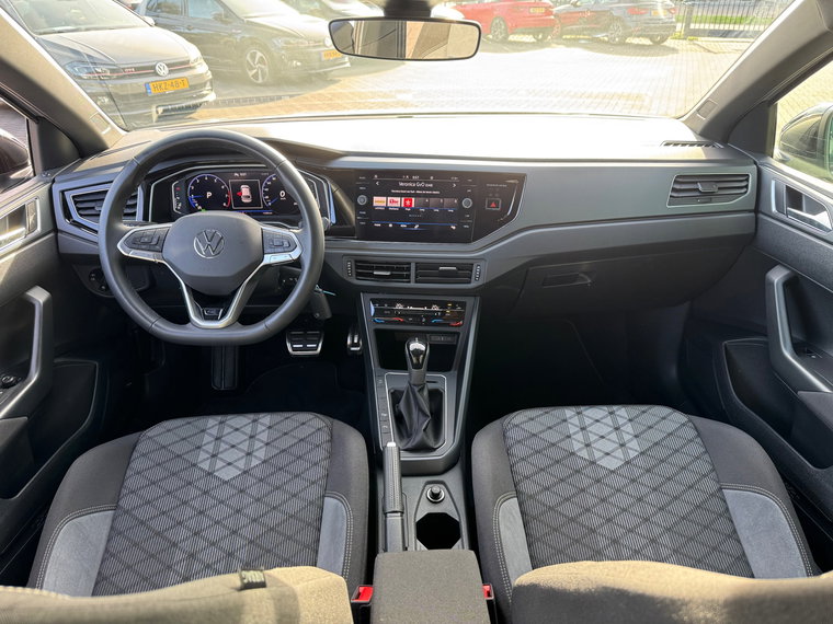 Vehicle Image 39