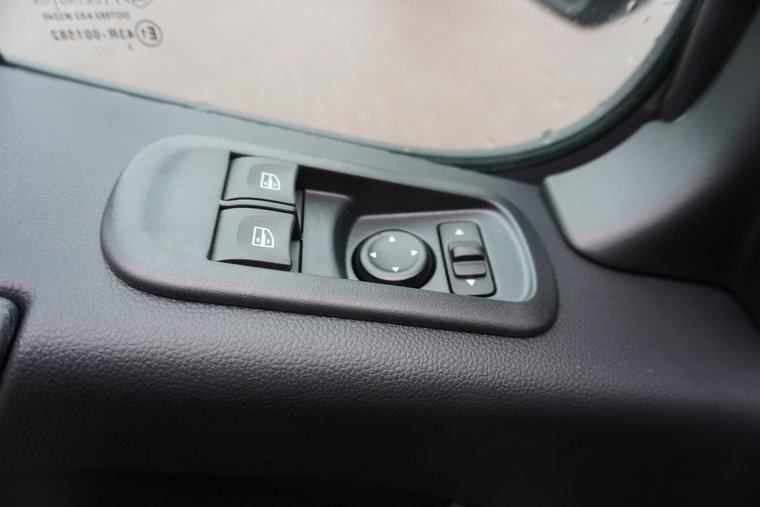 Vehicle Image 26