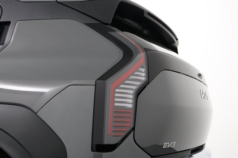 Vehicle Image 33