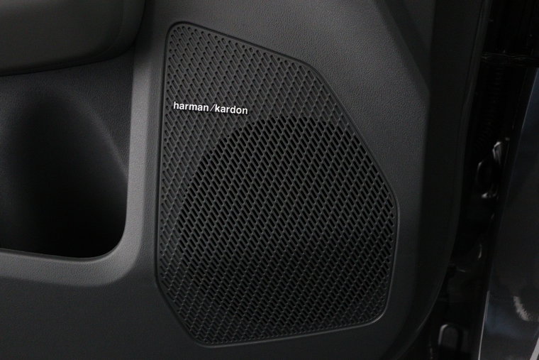Vehicle Image 48
