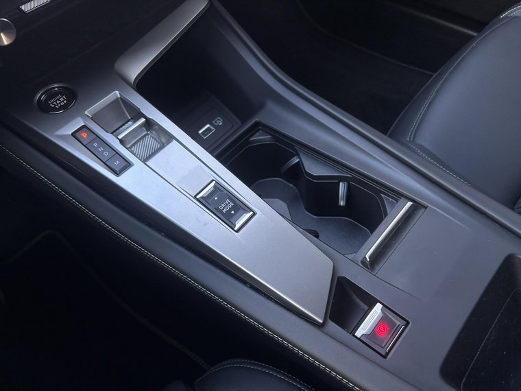 Vehicle Image 34