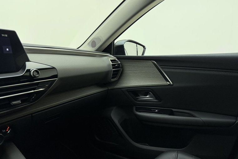 Vehicle Image 39