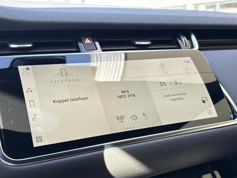 Vehicle Image 33