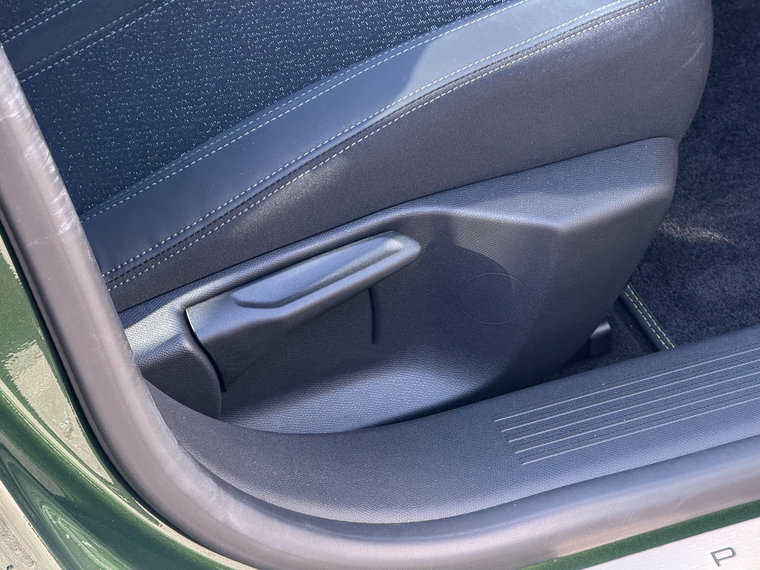 Vehicle Image 45