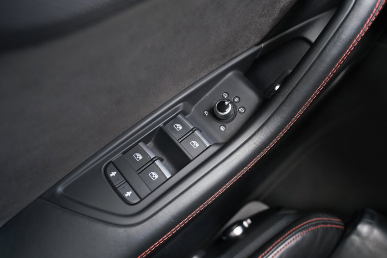 Vehicle Image 31